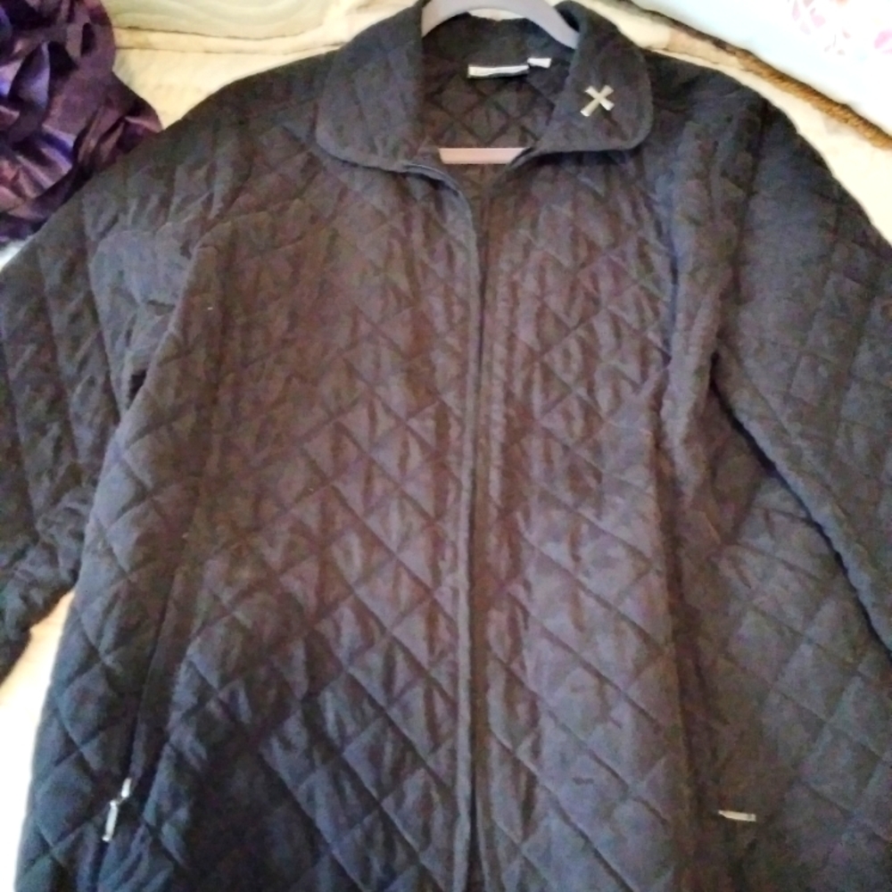 Quilted Jacket w zippered pockets